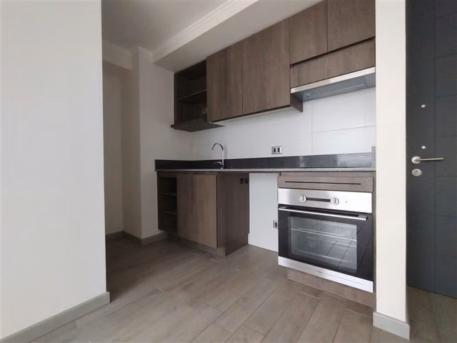 Departamento en venta de 1 dorm. en La Cisterna