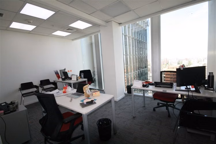 Oficina en arriendo en Las Condes