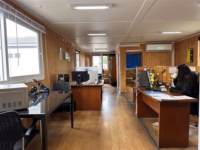 Oficina en arriendo en 7 privados 5 baños, La Serena