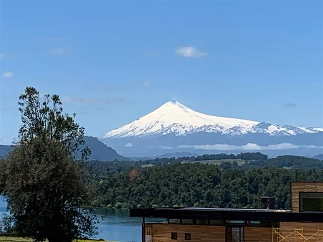 Sitio con acceso a lago vista volcanes a 5 km de Panguipulli