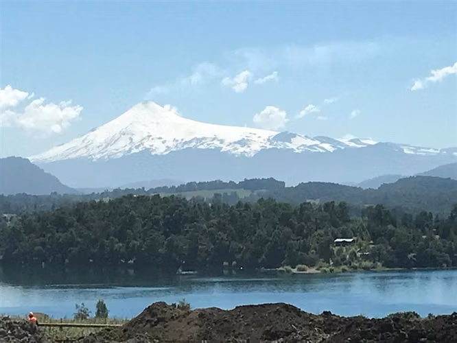 Oportunidad bajo precio sitio en el lago y vista a volcanes