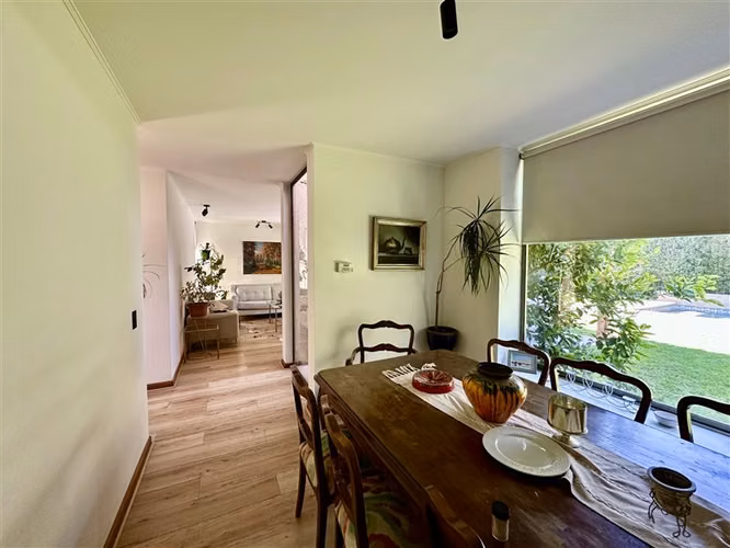 Casa en venta de 3 dorm. en Colina