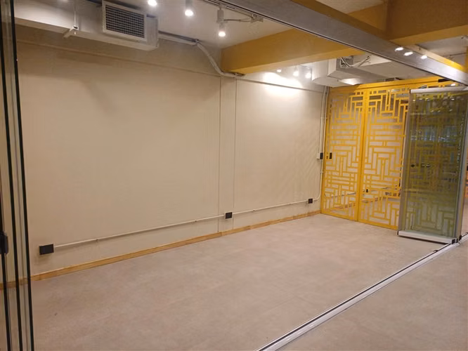 Local Comercial en arriendo en Galeria en Providencia
