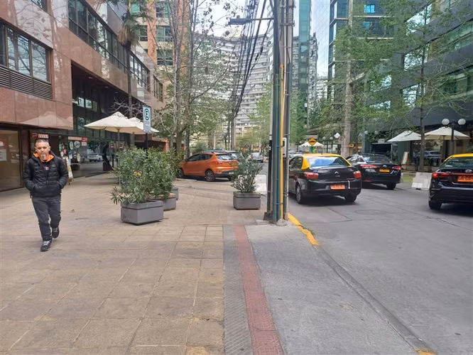 Local Comercial en arriendo en Galeria en Providencia 12 mtr