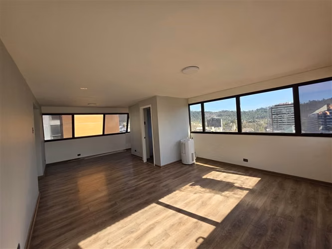 Oficina en arriendo en Providencia