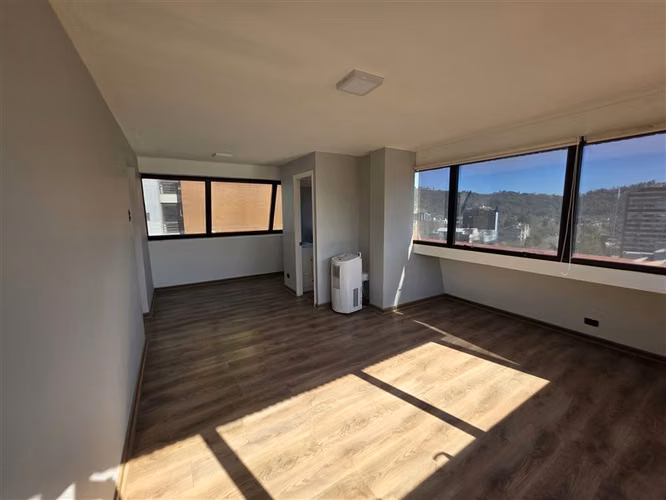 Oficina en arriendo en Providencia