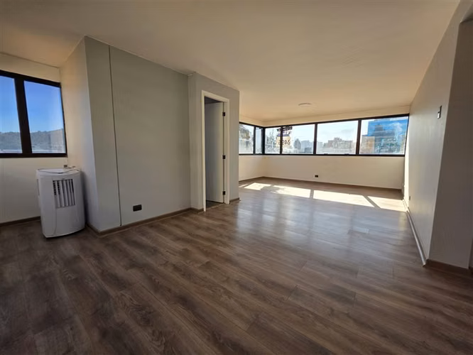 Oficina en arriendo en Providencia