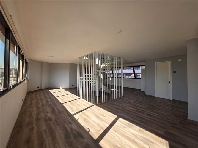 Oficina en arriendo en Providencia