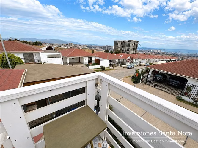 Amplia casa sector Los Hibiscus La Serena
