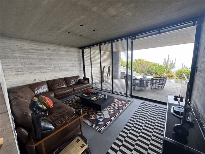 Casa en venta de 6 dorm. en Zapallar