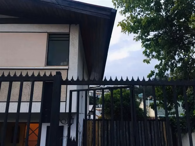 Casa en venta de 3 dorm. en Viña del Mar