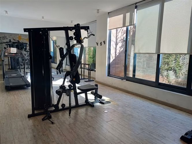 SE VENDE HERMOSO Y COMODO DEPARTAMENTO EN LAS CONDES.