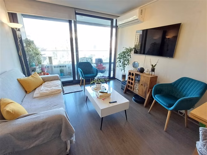 SE VENDE HERMOSO Y COMODO DEPARTAMENTO EN LAS CONDES.