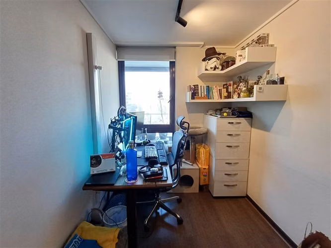 SE VENDE HERMOSO Y COMODO DEPARTAMENTO EN LAS CONDES.