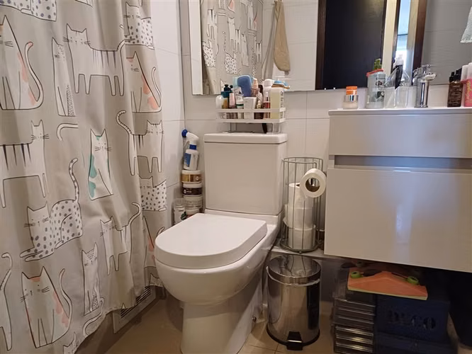 SE VENDE HERMOSO Y COMODO DEPARTAMENTO EN LAS CONDES.