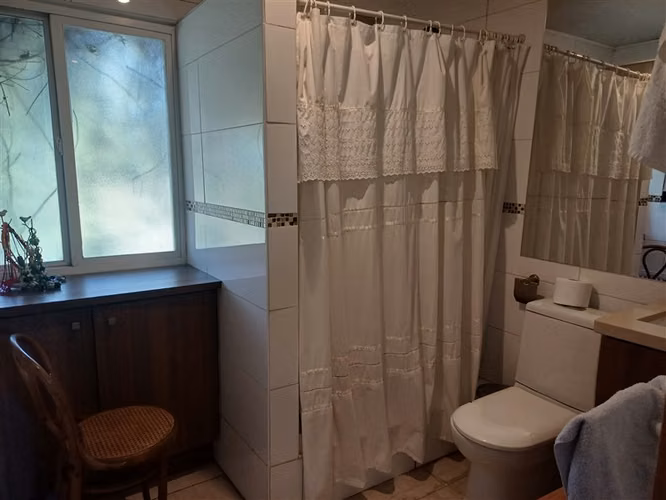 SE VENDE PRECIOSA CASA EN PARCELA EN PIEDRA ROJA