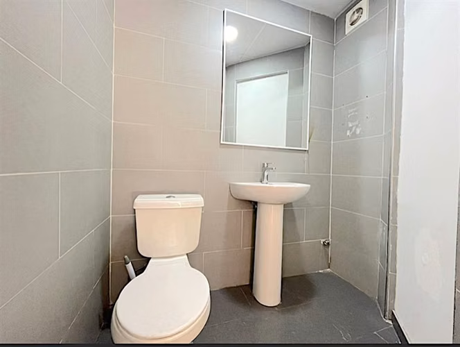 OPORTUNIDAD!! VENTA OF 6 BOX/3 B/1 E. M P DE VALDIVIA - Imagen 12