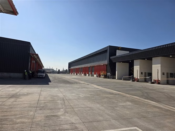 Industrial en arriendo en Lo Espejo