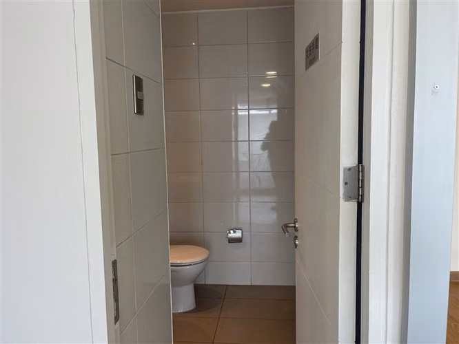 Oficina en arriendo en Lo Barnechea - Imagen 9
