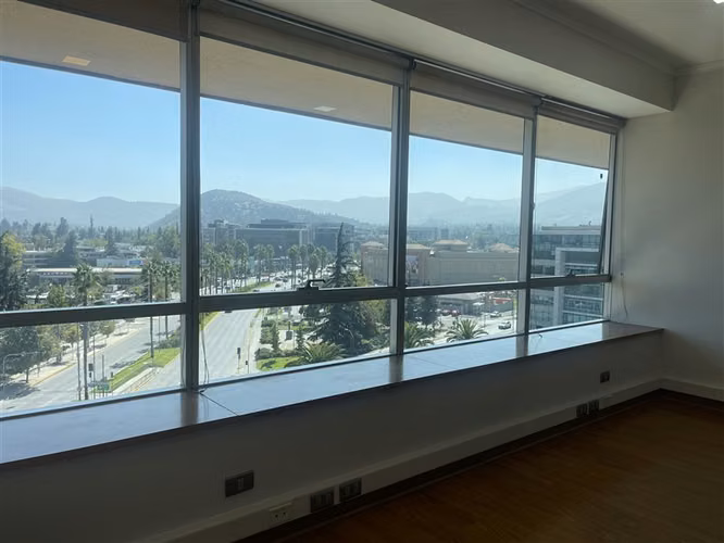 Oficina en arriendo en Lo Barnechea - Imagen 5