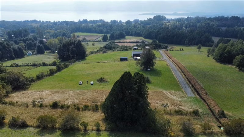 Pucon-Los Riscos- Parcela con vista al lago y volcan