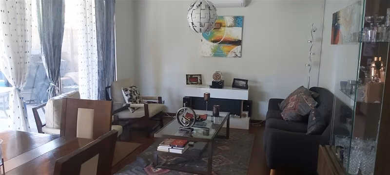 Venta de Amplia Casa esquina Condominio Valle Araucaria-Buin