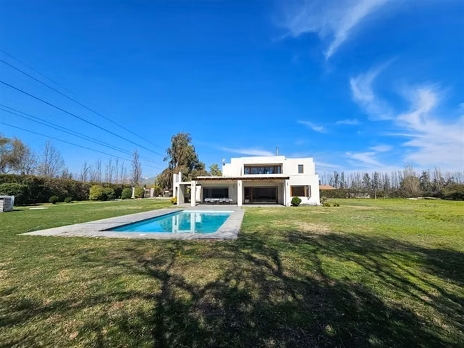Casa en venta de 4 dorm. en Chicureo - Imagen 24