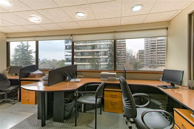 Venta Oficina Las Condes Barrio El Golf 174m2 y 5 Estac. - Imagen 5