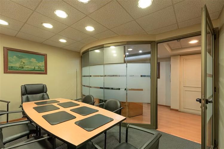 Venta Oficina Las Condes Barrio El Golf 174m2 y 5 Estac. - Imagen 13