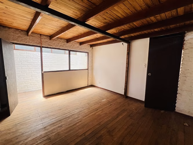 Casa en Venta. Calle Ruiz Tagle, Estación Central.