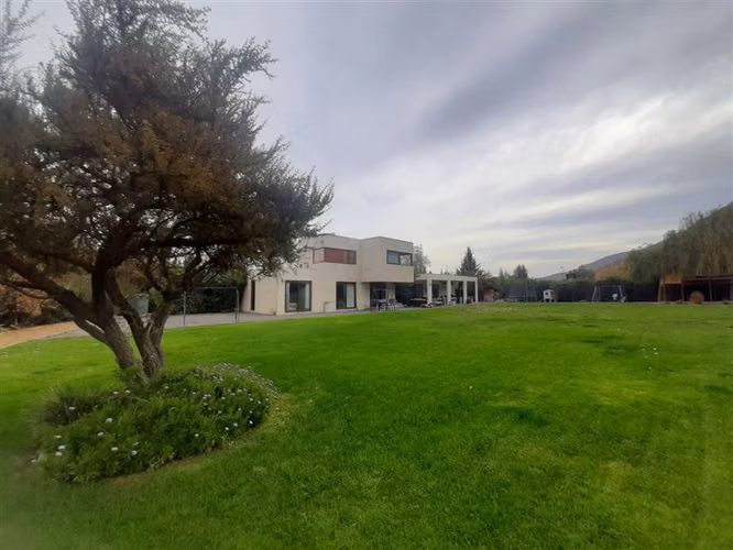Parcela en venta en Colina