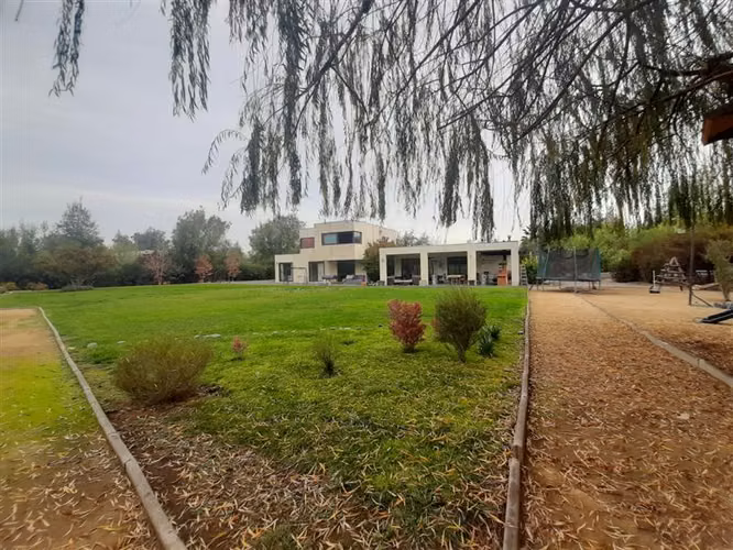 Parcela en venta en Colina
