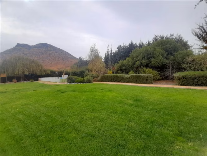 Parcela en venta en Colina