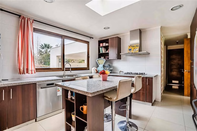 Parcela en venta en Colina