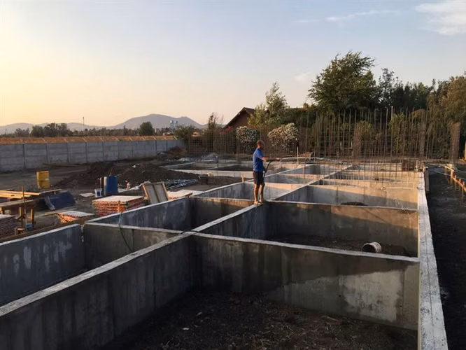 Parcela en venta en Colina
