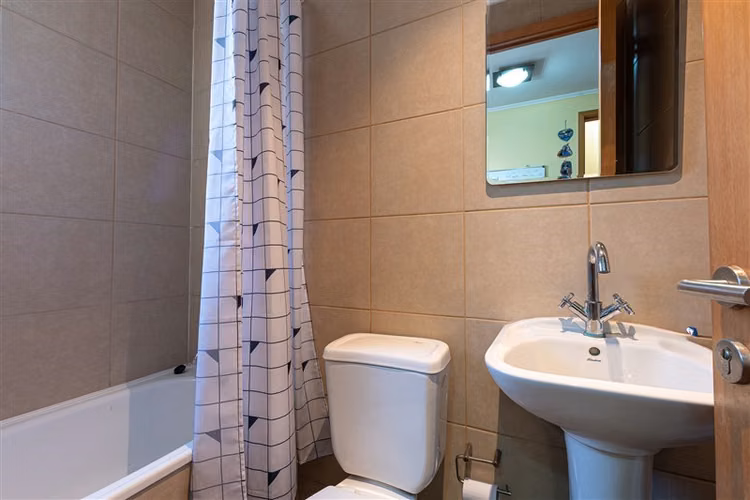 Casa en venta 4 dorm. en Condominio Las Cumbres - Peñalolen