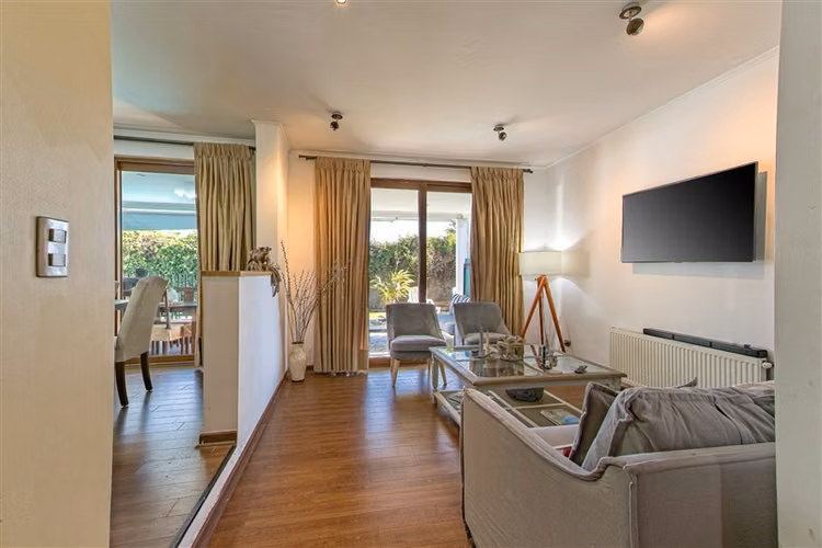 Casa en venta 4 dorm. en Condominio Las Cumbres - Peñalolen