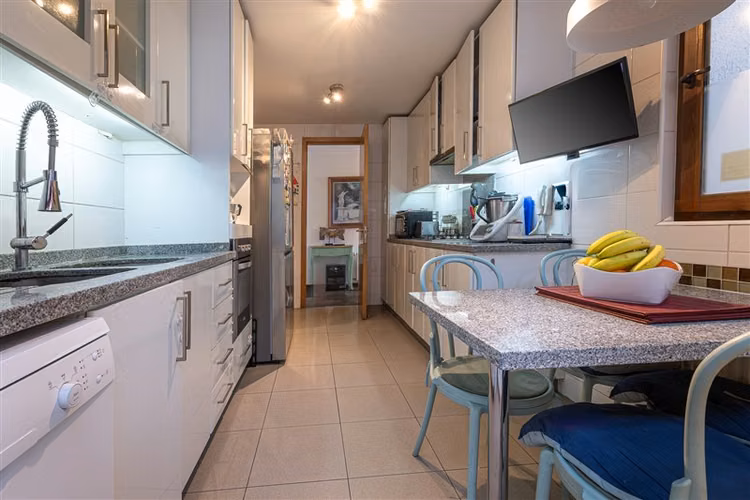 Casa en venta 4 dorm. en Condominio Las Cumbres - Peñalolen