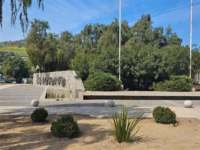 Sitio en venta con urbanismo completo en Chicureo