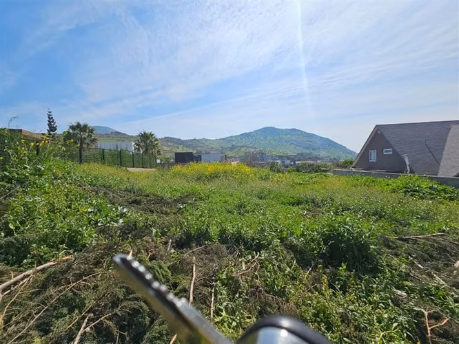 Sitio en venta con urbanismo completo en Chicureo