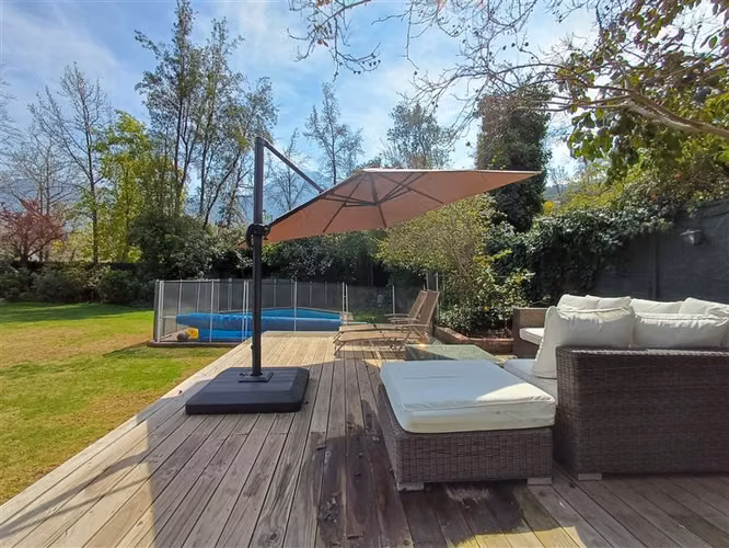Casa en venta en Vitacura