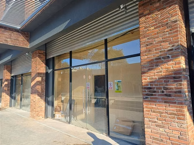 Se arriendan oficinas/locales en Ines Matte Urrejola 46 mtr2 - Imagen 3