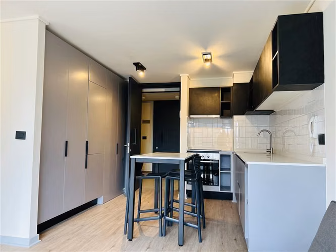 Departamento en arriendo de 2 dorm. en Ñuñoa - Imagen 2