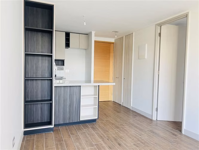 Departamento en Venta. San Diego 2044, A pasos del Metro.