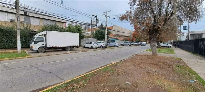 Industrial en arriendo en Macul