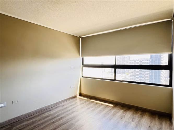 Departamento En Arriendo. A pasos de Metro Irarrazaval. 1D1B - Imagen 9