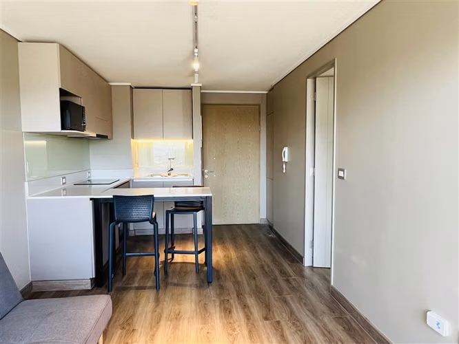 Departamento En Arriendo. A pasos de Metro Irarrazaval. 1D1B - Imagen 4