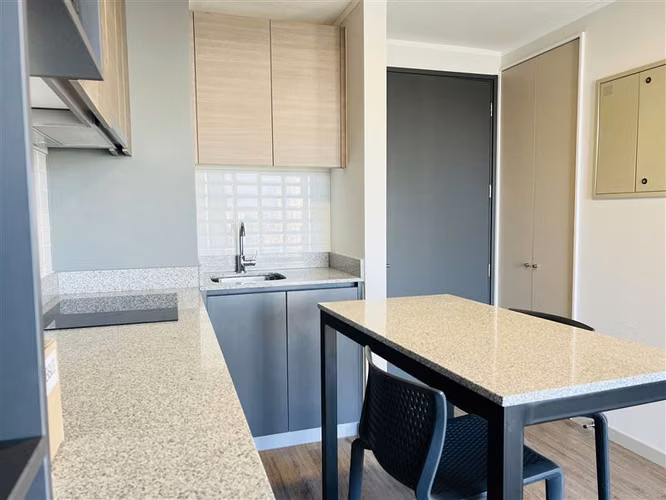 Arriendo la Cisterna. 1D1B. Metro Lo Ovalle
