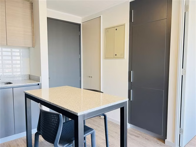 Arriendo la Cisterna. 1D1B. Metro Lo Ovalle