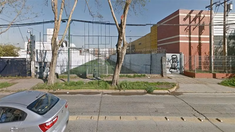 En Venta Gran Avenida 13195, El Bosque.